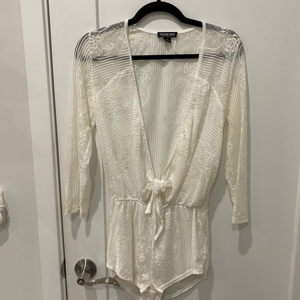 FASHION NOVA Romper!!✨